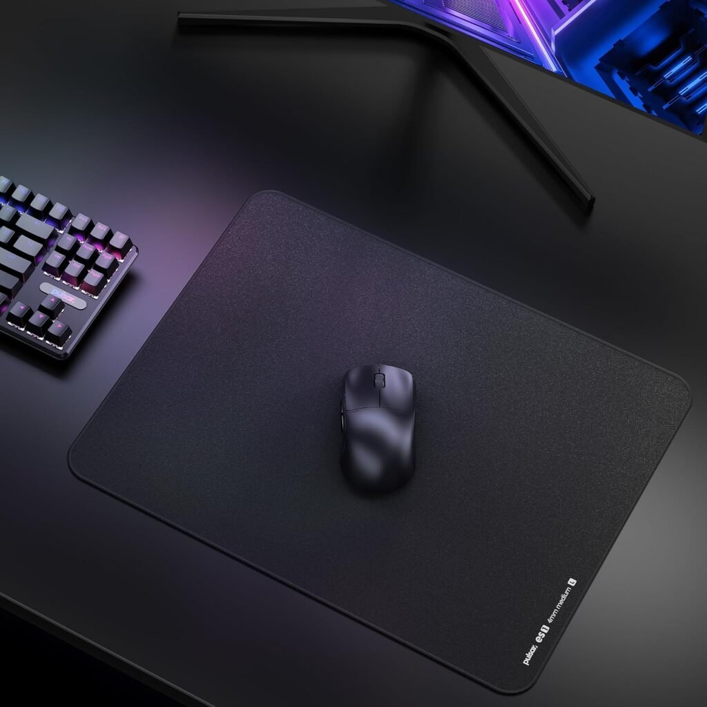 Pulsar Gaming Gears ES1 4mm Gaming Mouse Pad, L, Black Pulsar Gaming Gears ES1 4mm Gaming Mouse Pad, L, Black